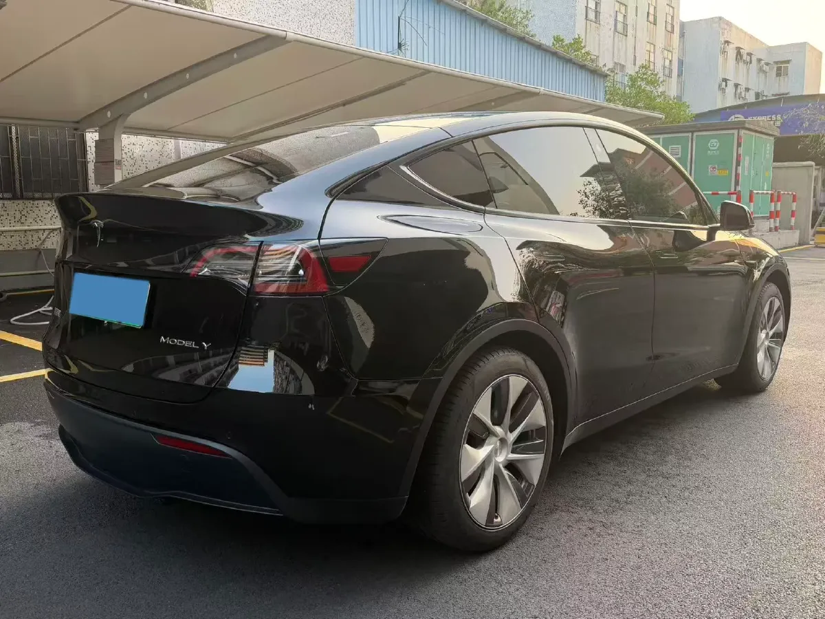 2022 Tesla Model Y BEV 60KWH,autocango,china used car exporter,china ev exporter,chinese used car exporter,chinese used ev exporter