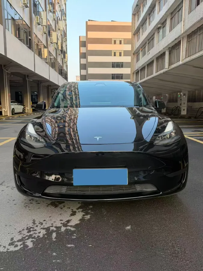 2022 Tesla Model Y BEV 60KWH,autocango,china used car exporter,china ev exporter,chinese used car exporter,chinese used ev exporter