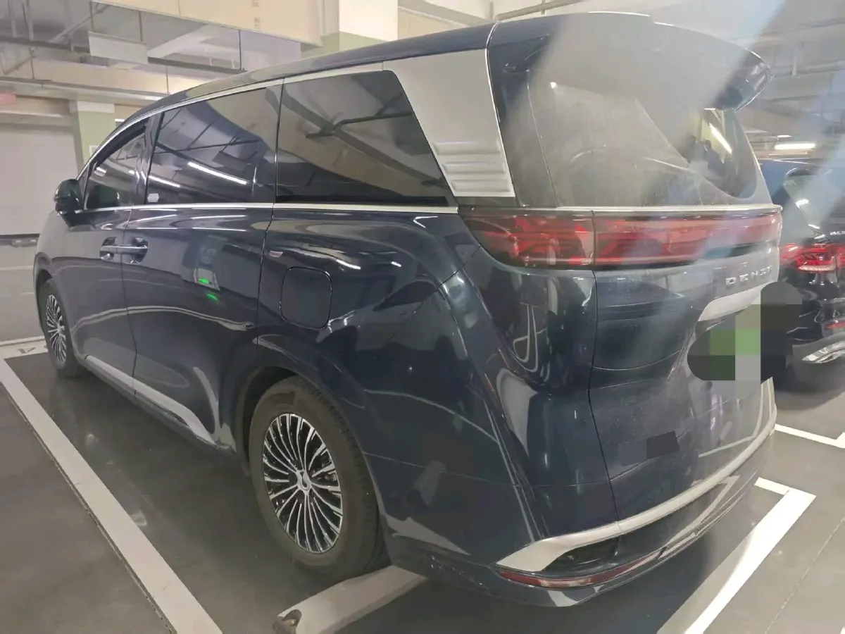 2022 HongQi HS7 3.0T 337HP V6 8AT,autocango,china used car exporter,china ev exporter,chinese used car exporter,chinese used ev exporter