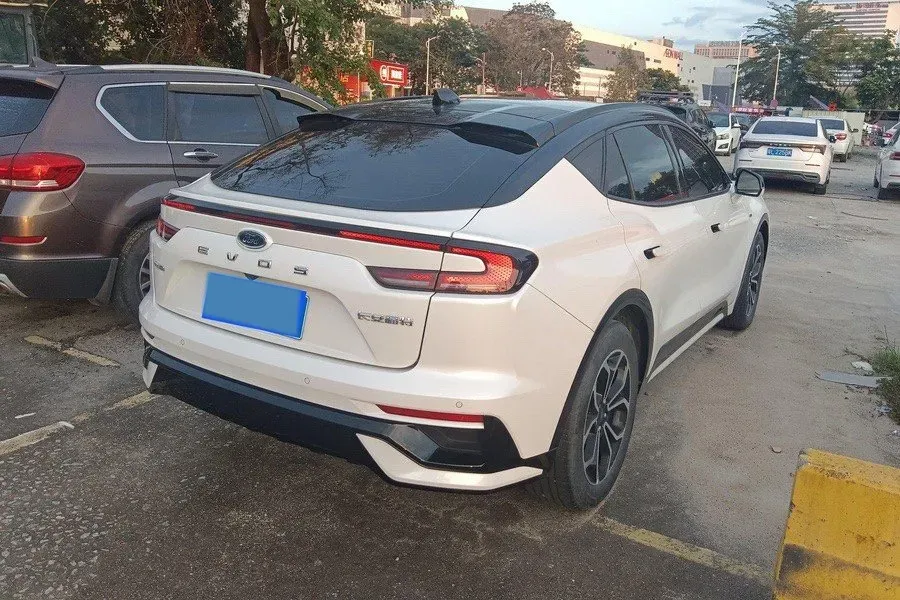 2022 Ford EVOS 2.0T 238HP L4 8AT,autocango,china used car exporter,china ev exporter,chinese used car exporter,chinese used ev exporter