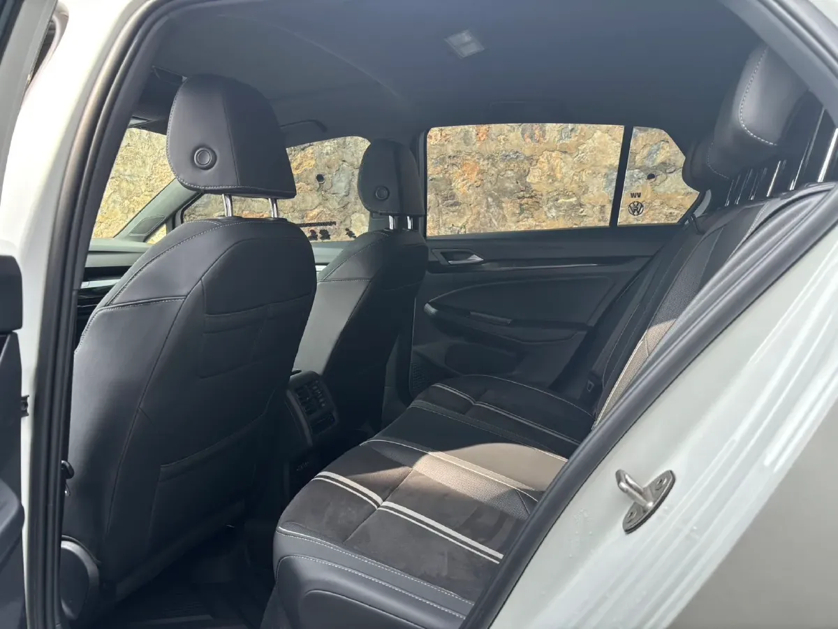 2021 Volkswagen Golf 1.4T 150HP L4 7DCT,autocango,china used car exporter,china ev exporter,chinese used car exporter,chinese used ev exporter