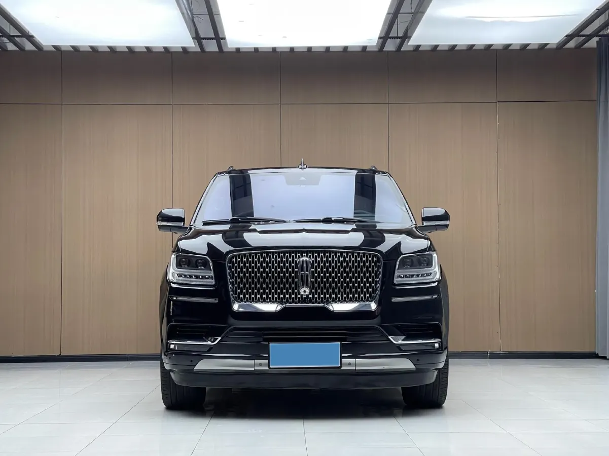 2019 Lincoln Navigator 3.5T 388HP V6 10AT,autocango,china used car exporter,china ev exporter,chinese used car exporter,chinese used ev exporter
