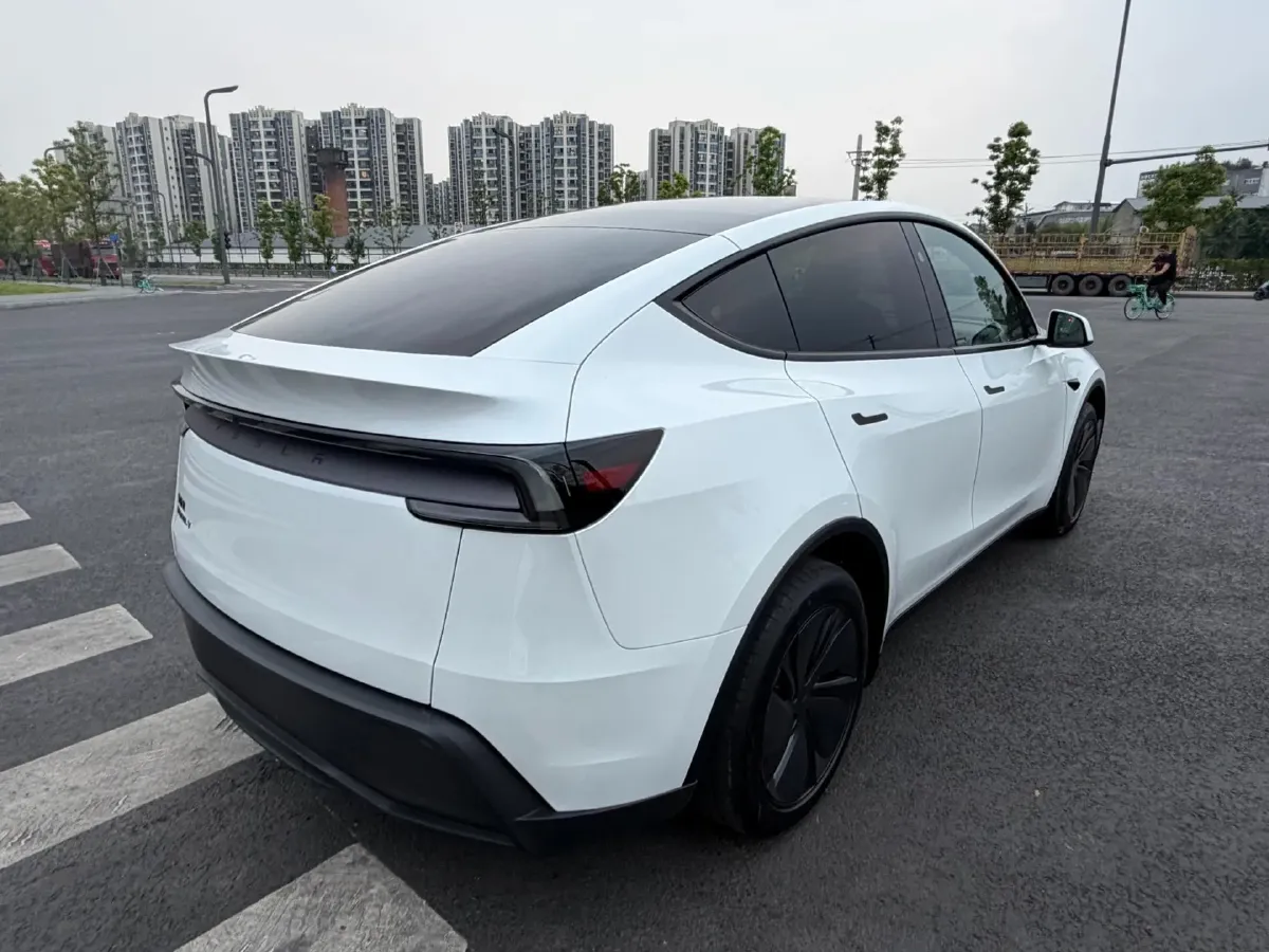 2026 Tesla Model Y BEV,autocango,china used car exporter,china ev exporter,chinese used car exporter,chinese used ev exporter