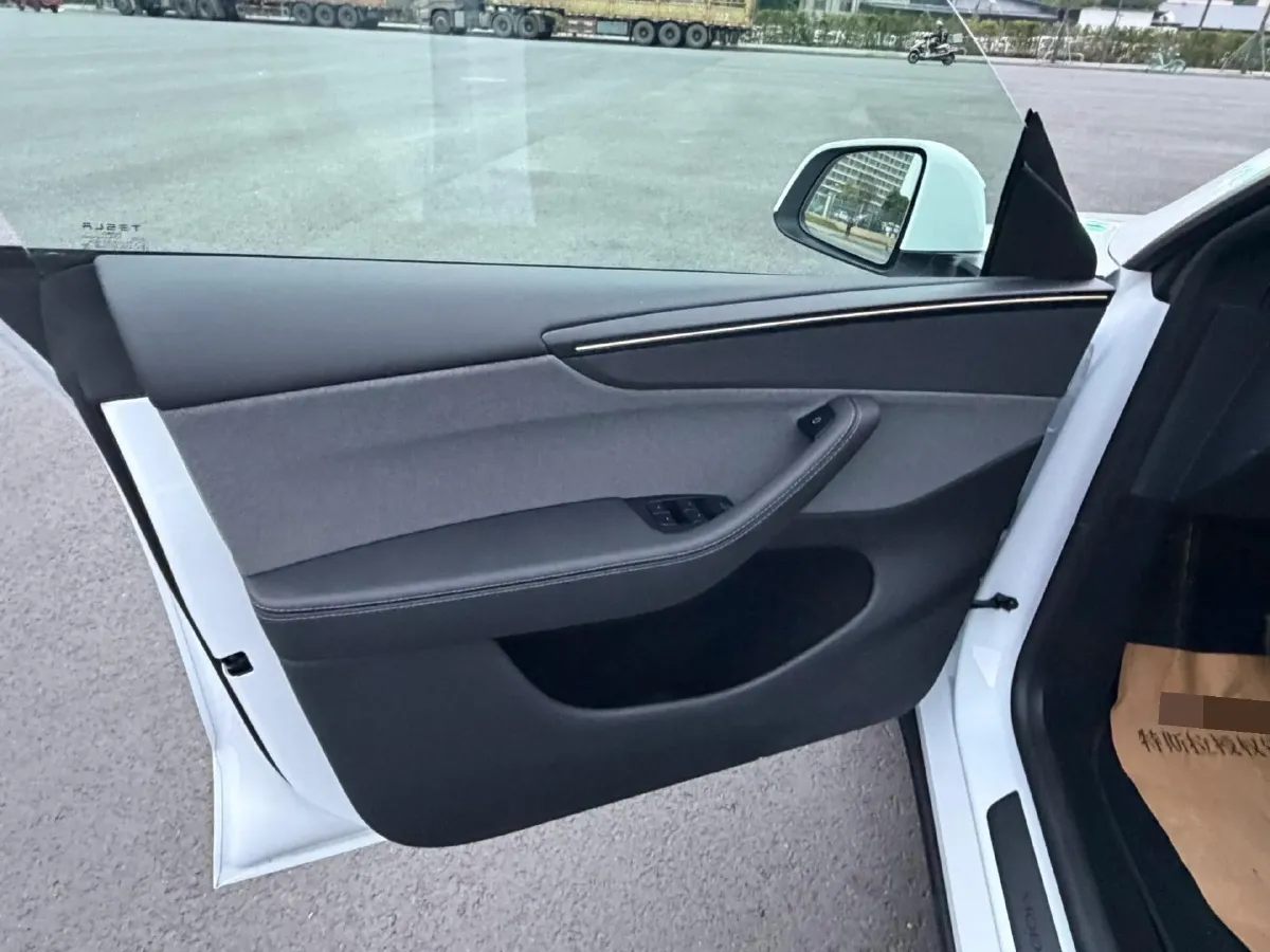 2026 Tesla Model Y BEV,autocango,china used car exporter,china ev exporter,chinese used car exporter,chinese used ev exporter