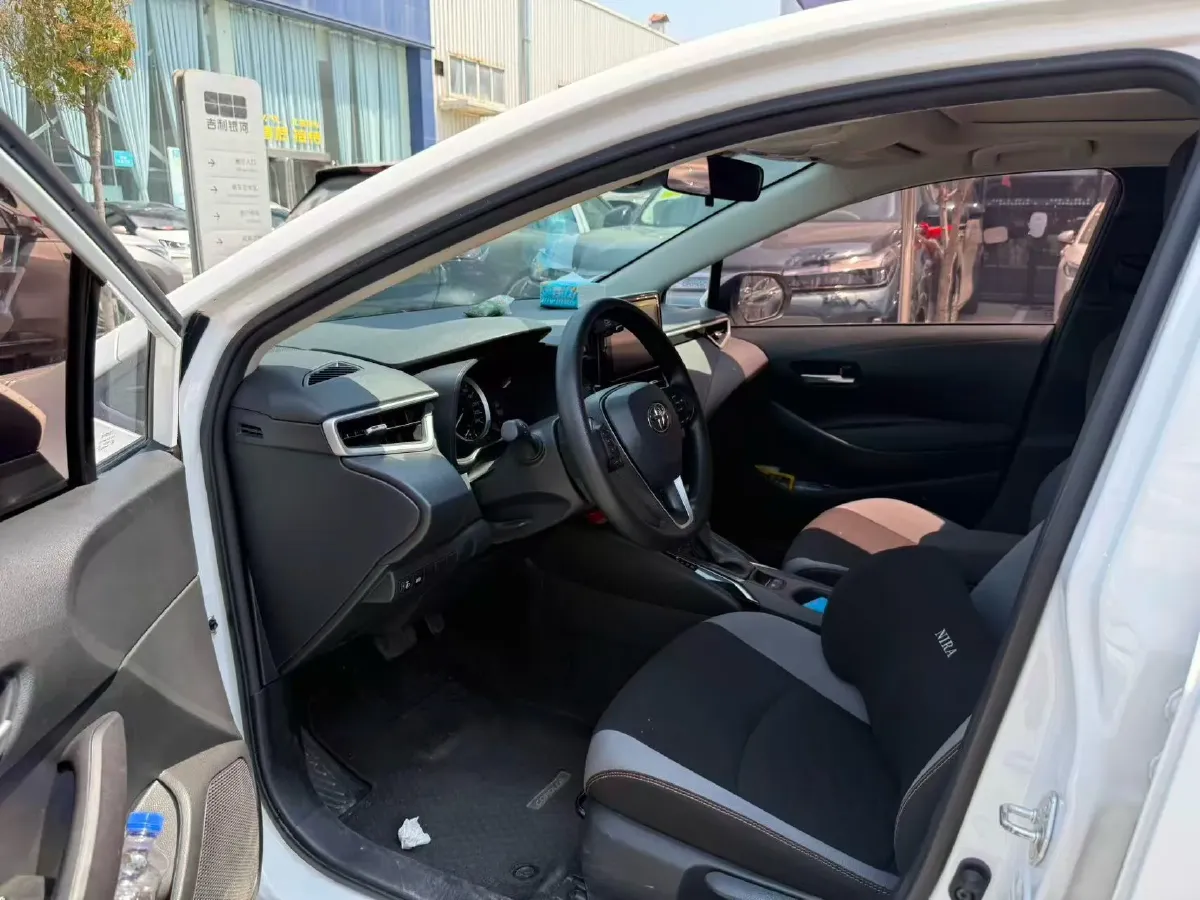 2021 Toyota Corolla 1.2T 116HP L4 CVT,autocango,china used car exporter,china ev exporter,chinese used car exporter,chinese used ev exporter