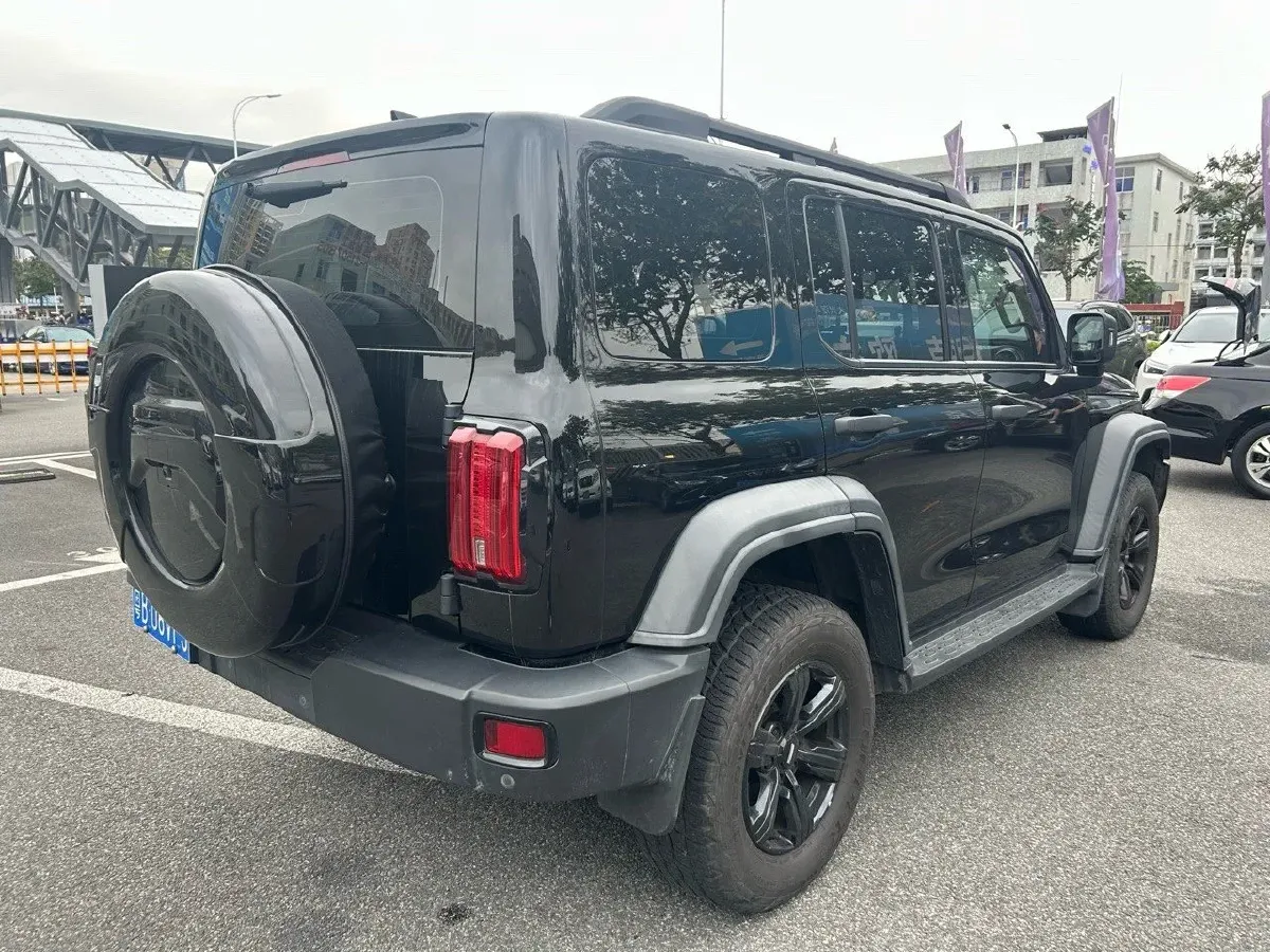 2021 Tank 300 2.0T 227HP L4 8AT,autocango,china used car exporter,china ev exporter,chinese used car exporter,chinese used ev exporter