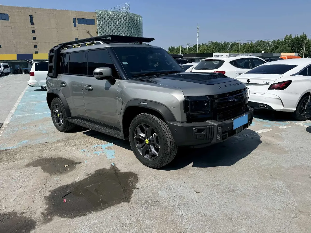 2023 Jetour Traveller 2.0T 254HP L4 7DCT,autocango,china used car exporter,china ev exporter,chinese used car exporter,chinese used ev exporter