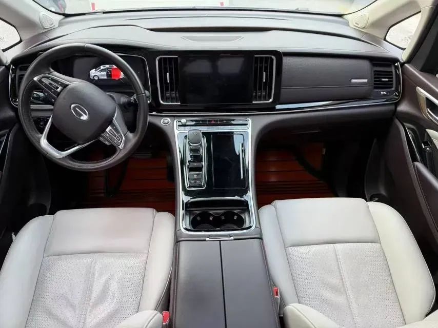 2021 GAC Trumpchi M8 2.0T 252HP L4 8AT,autocango,china used car exporter,china ev exporter,chinese used car exporter,chinese used ev exporter