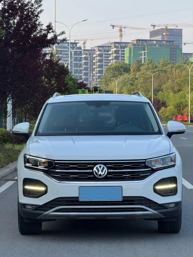 2020 Volkswagen Tayron 2.0T 186HP L4 7DCT,autocango,china used car exporter,china ev exporter,chinese used car exporter,chinese used ev exporter