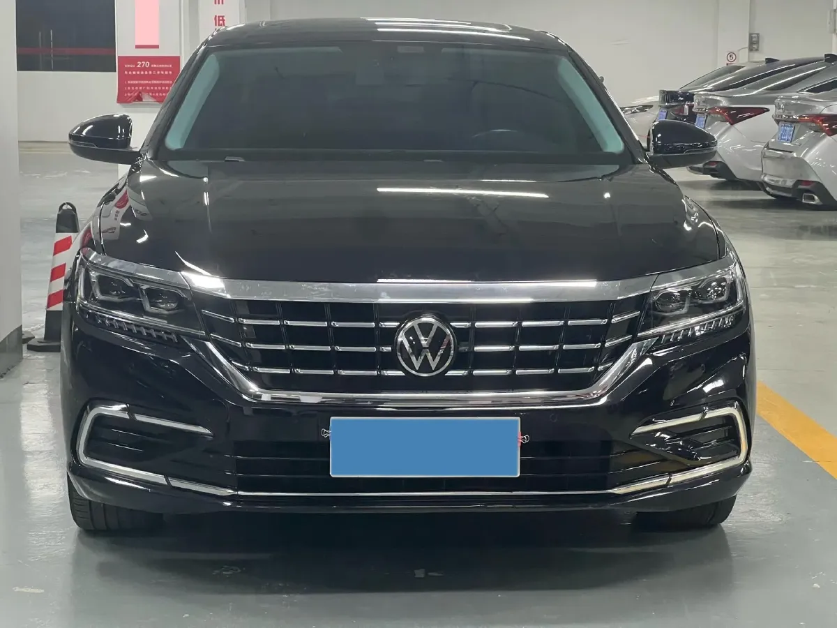 2021 Volkswagen Passat 2.0T 186HP L4 7DCT,autocango,china used car exporter,china ev exporter,chinese used car exporter,chinese used ev exporter