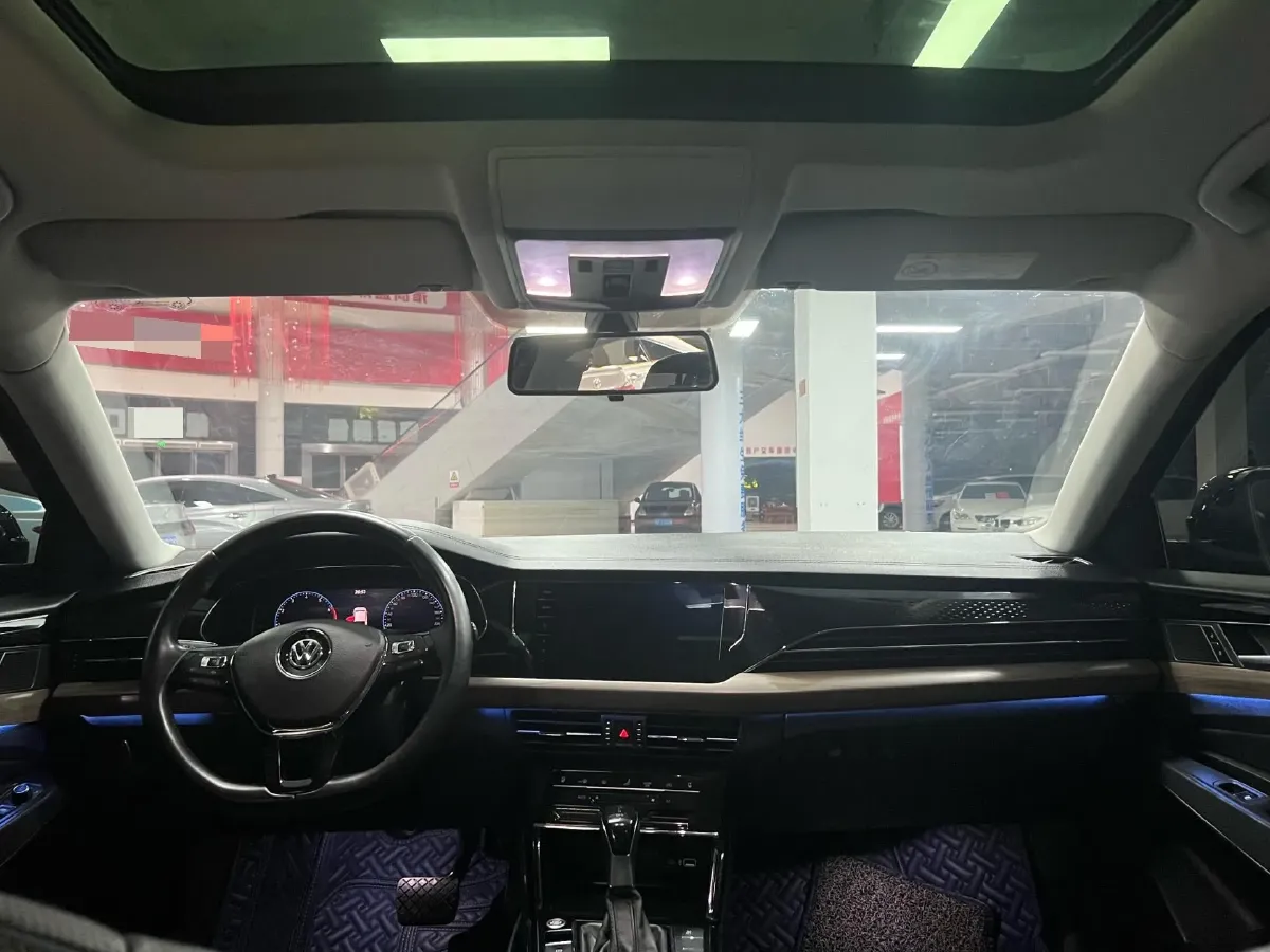 2021 Volkswagen Passat 2.0T 186HP L4 7DCT,autocango,china used car exporter,china ev exporter,chinese used car exporter,chinese used ev exporter