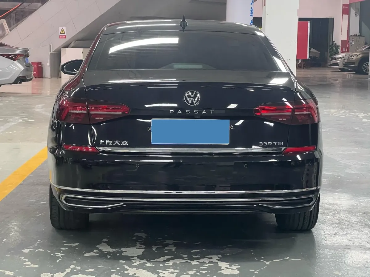 2021 Volkswagen Passat 2.0T 186HP L4 7DCT,autocango,china used car exporter,china ev exporter,chinese used car exporter,chinese used ev exporter