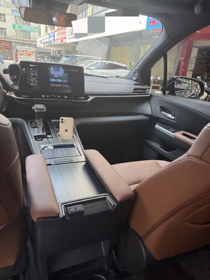 2026 Toyota Sienna 2.5L 189HP L4 E-CVT Hybrid,autocango,china used car exporter,china ev exporter,chinese used car exporter,chinese used ev exporter