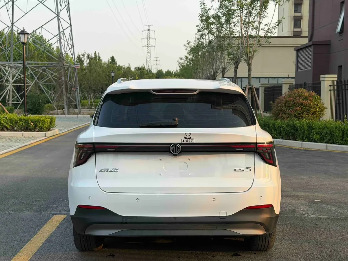 2025 MG MG ES5 BEV 62.2KWH,autocango,china used car exporter,china ev exporter,chinese used car exporter,chinese used ev exporter
