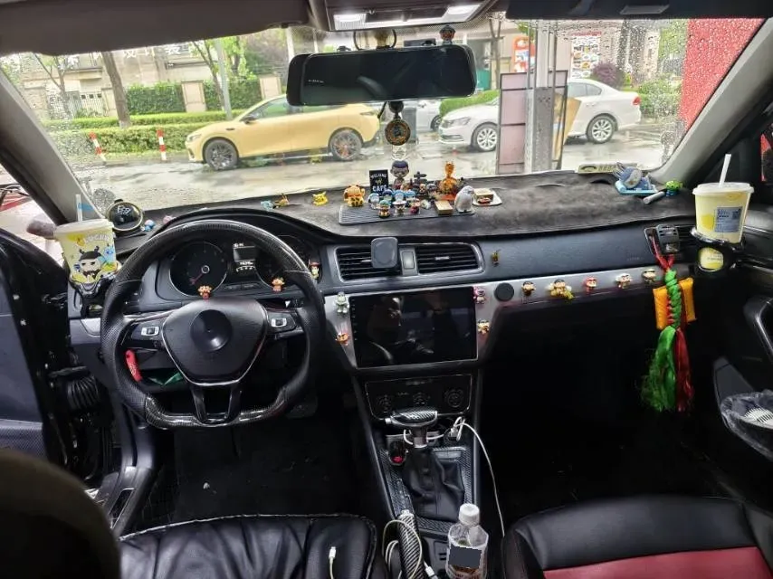 2017 Volkswagen Lavida 1.4T 131HP L4 7DCT,autocango,china used car exporter,china ev exporter,chinese used car exporter,chinese used ev exporter