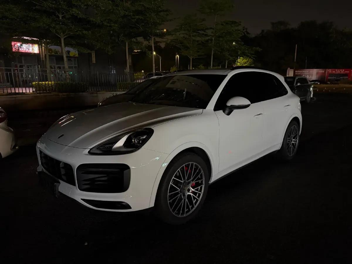 2023 Porsche Cayenne 2.9T 440HP V6 8AT,autocango,china used car exporter,china ev exporter,chinese used car exporter,chinese used ev exporter