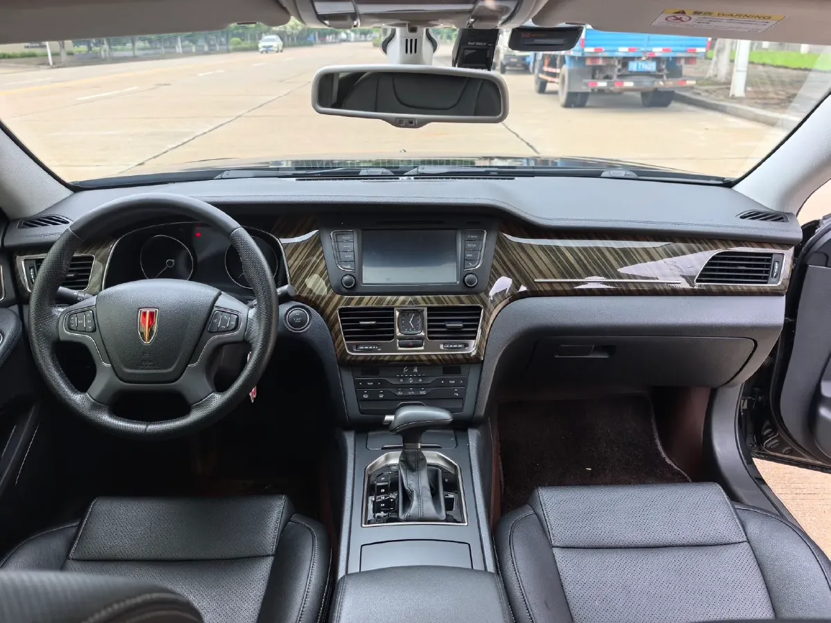 2021 HongQi H7 1.8T 188HP L4 6AT,autocango,china used car exporter,china ev exporter,chinese used car exporter,chinese used ev exporter