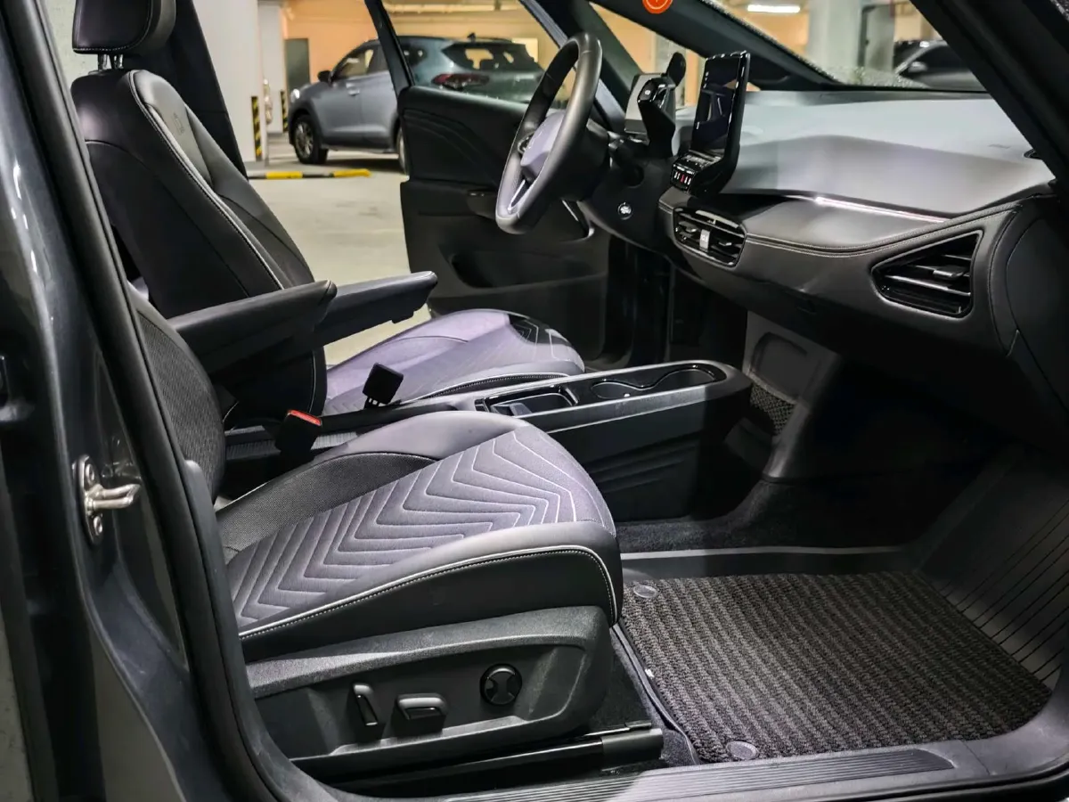 2024 Volkswagen ID.3 BEV 52.8KWH,autocango,china used car exporter,china ev exporter,chinese used car exporter,chinese used ev exporter