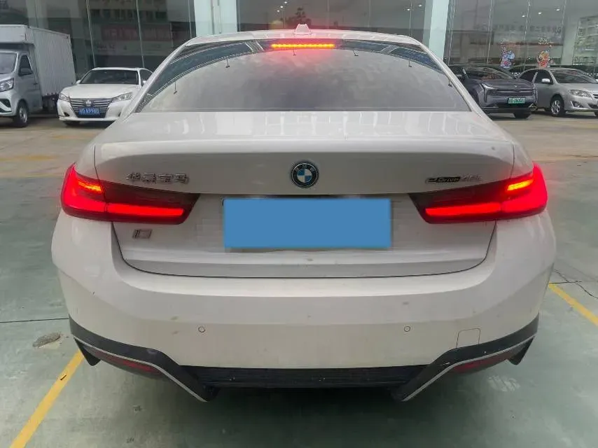 2024 BMW i3 BEV 79.05KWH,autocango,china used car exporter,china ev exporter,chinese used car exporter,chinese used ev exporter