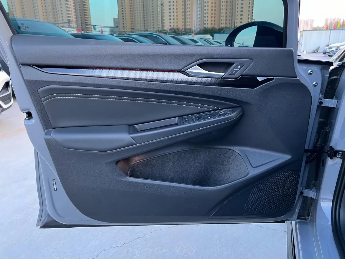2023 Volkswagen Golf 1.4T 150HP L4 7DCT,autocango,china used car exporter,china ev exporter,chinese used car exporter,chinese used ev exporter