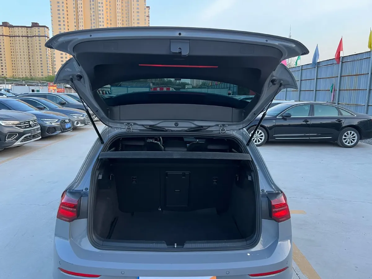 2023 Volkswagen Golf 1.4T 150HP L4 7DCT,autocango,china used car exporter,china ev exporter,chinese used car exporter,chinese used ev exporter