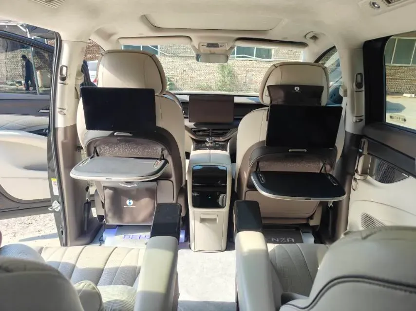 2022 HongQi HS7 3.0T 337HP V6 8AT,autocango,china used car exporter,china ev exporter,chinese used car exporter,chinese used ev exporter