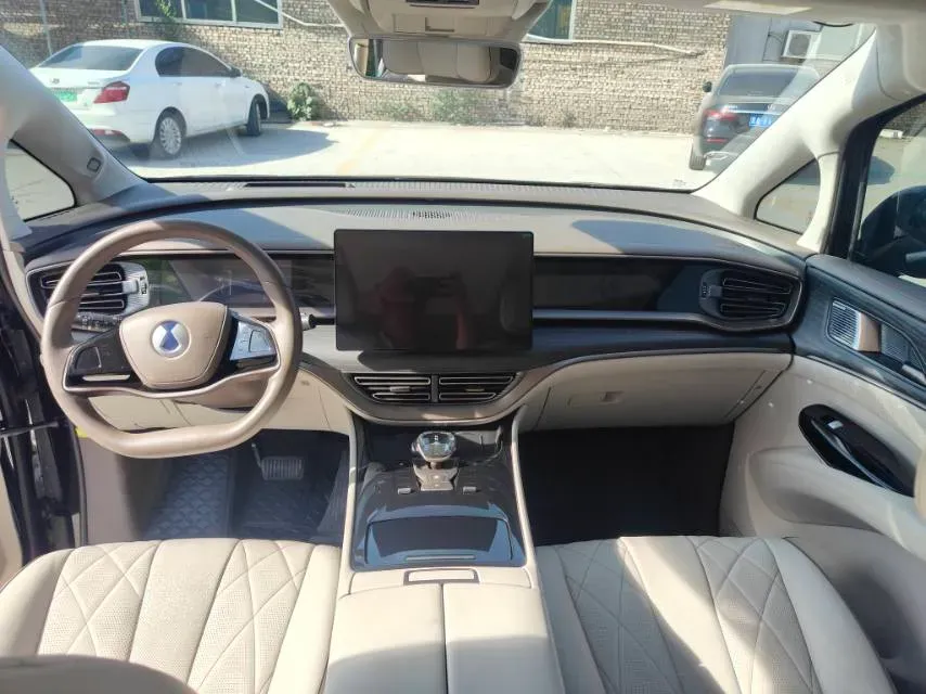 2022 HongQi HS7 3.0T 337HP V6 8AT,autocango,china used car exporter,china ev exporter,chinese used car exporter,chinese used ev exporter