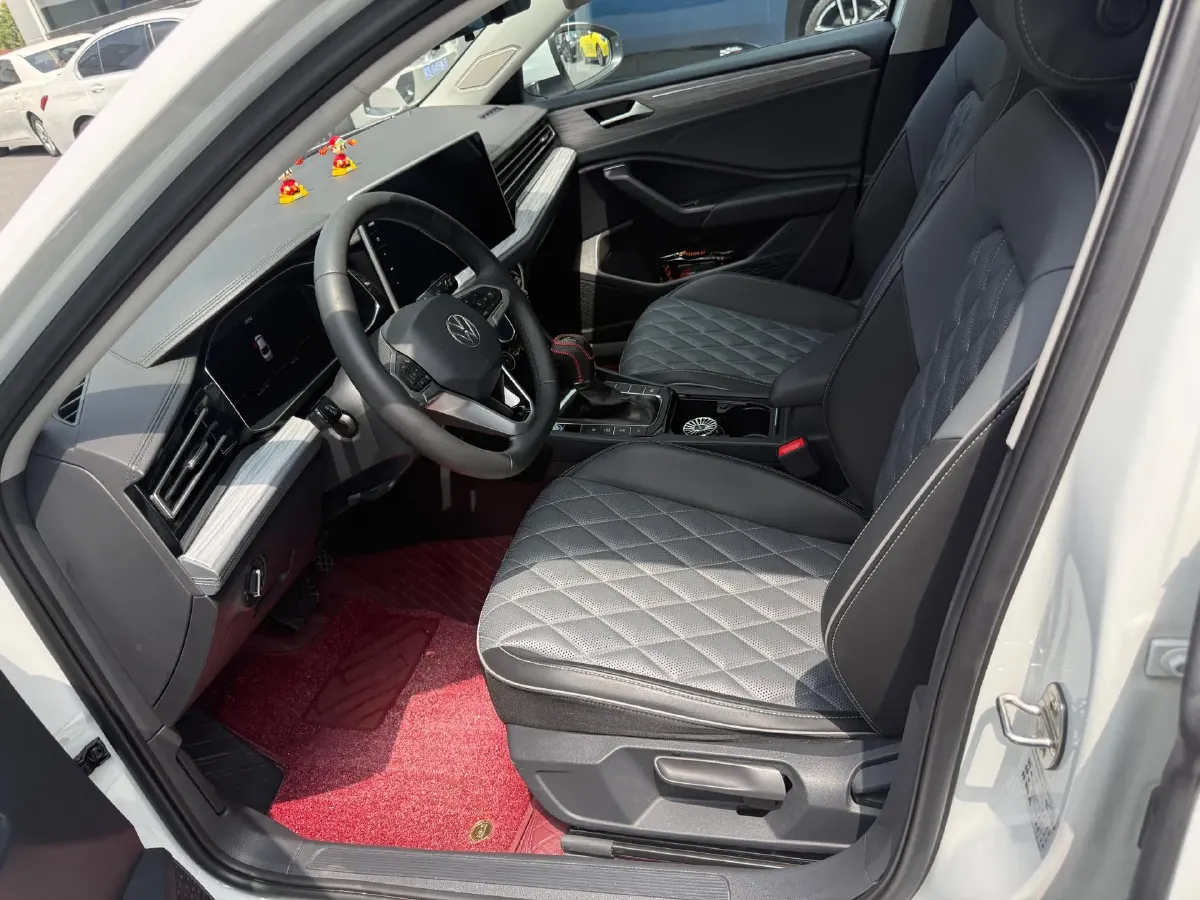 2023 Volkswagen Sagitar 1.5T 160HP L4 7DCT,autocango,china used car exporter,china ev exporter,chinese used car exporter,chinese used ev exporter