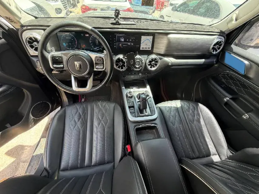 2021 Tank 300 2.0T 227HP L4 8AT,autocango,china used car exporter,china ev exporter,chinese used car exporter,chinese used ev exporter