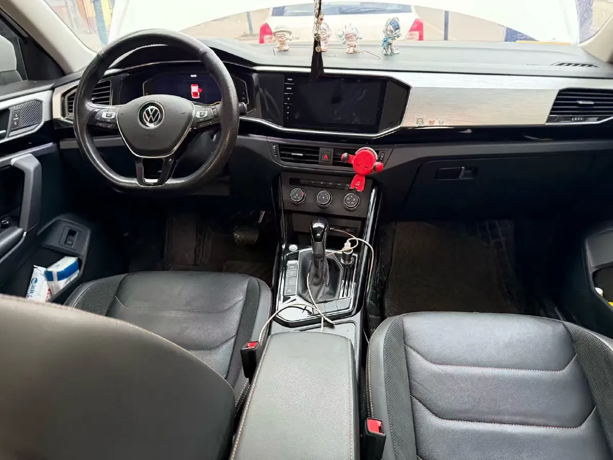 2019 Jeep Cherokee 2.0T 234HP L4 9AT,autocango,china used car exporter,china ev exporter,chinese used car exporter,chinese used ev exporter