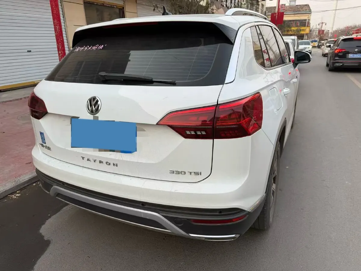 2019 Jeep Cherokee 2.0T 234HP L4 9AT,autocango,china used car exporter,china ev exporter,chinese used car exporter,chinese used ev exporter