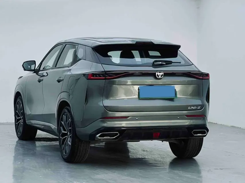 2024 ChangAn UNI-Z 1.5L 98HP L4 E-CVT PHEV 18.4KWH,autocango,china used car exporter,china ev exporter,chinese used car exporter,chinese used ev exporter