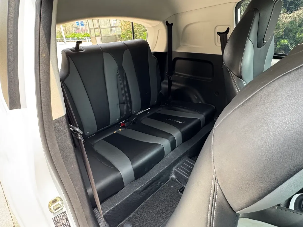 2022 Roewe Clever BEV 29KWH,autocango,china used car exporter,china ev exporter,chinese used car exporter,chinese used ev exporter