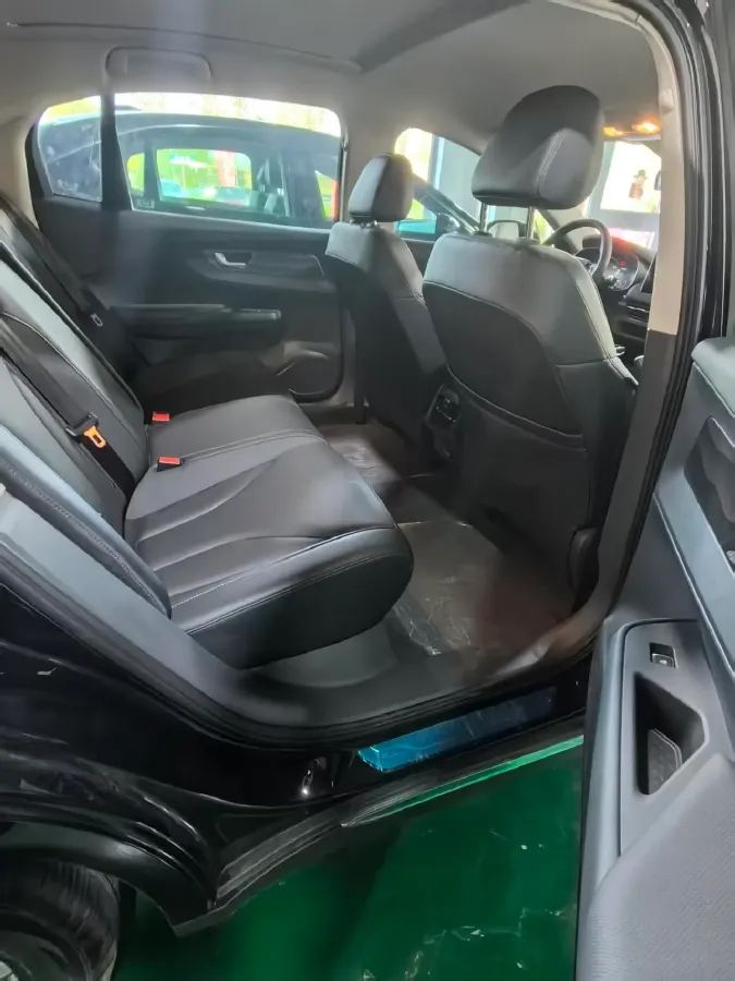 2022 HongQi E-QM5 BEV 54KWH,autocango,china used car exporter,china ev exporter,chinese used car exporter,chinese used ev exporter