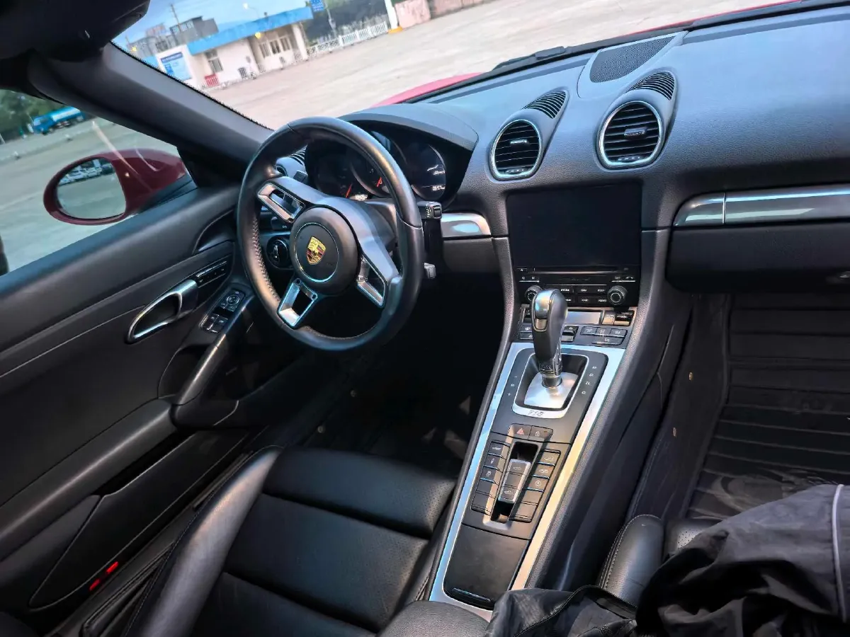 2020 Porsche 718 2.0T 250HP H4 7DCT,autocango,china used car exporter,china ev exporter,chinese used car exporter,chinese used ev exporter
