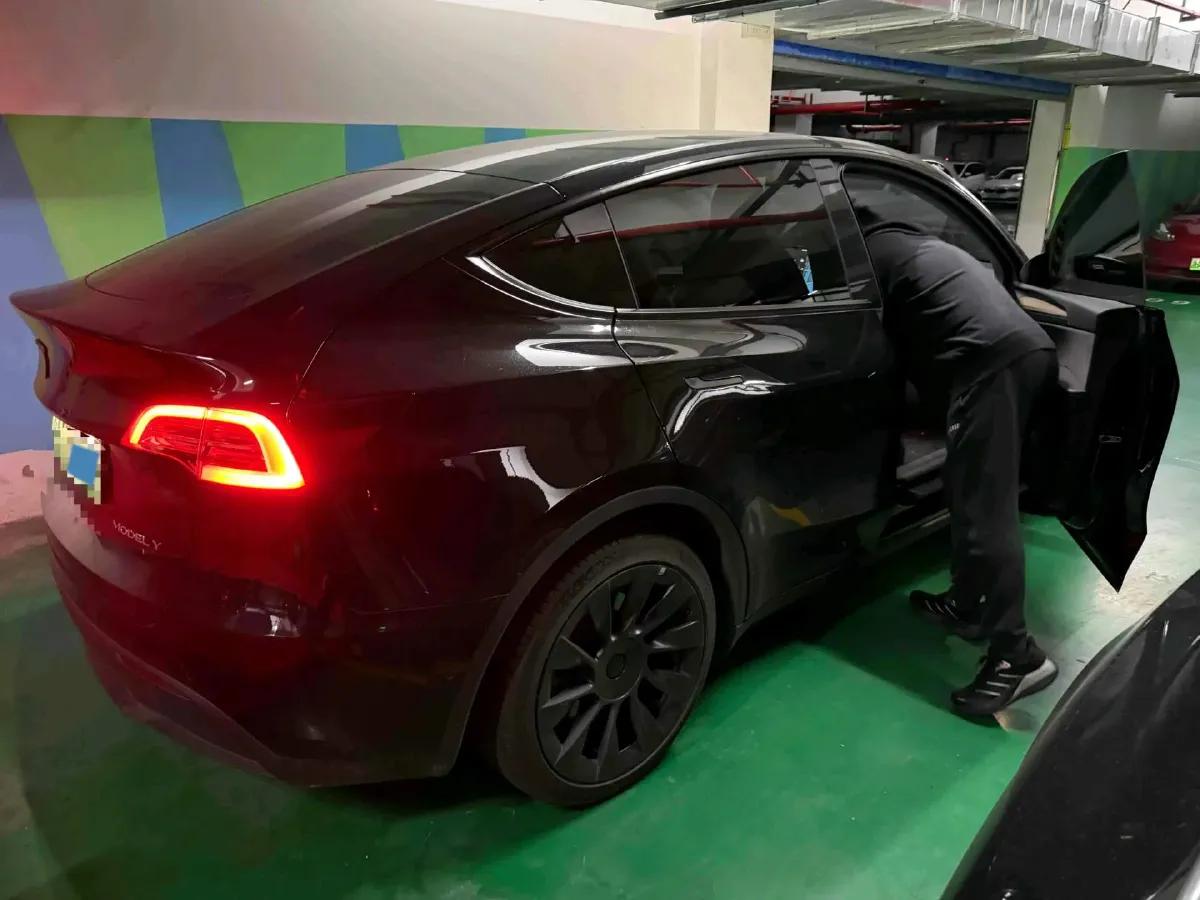 2021 Tesla Model Y BEV 60KWH,autocango,china used car exporter,china ev exporter,chinese used car exporter,chinese used ev exporter