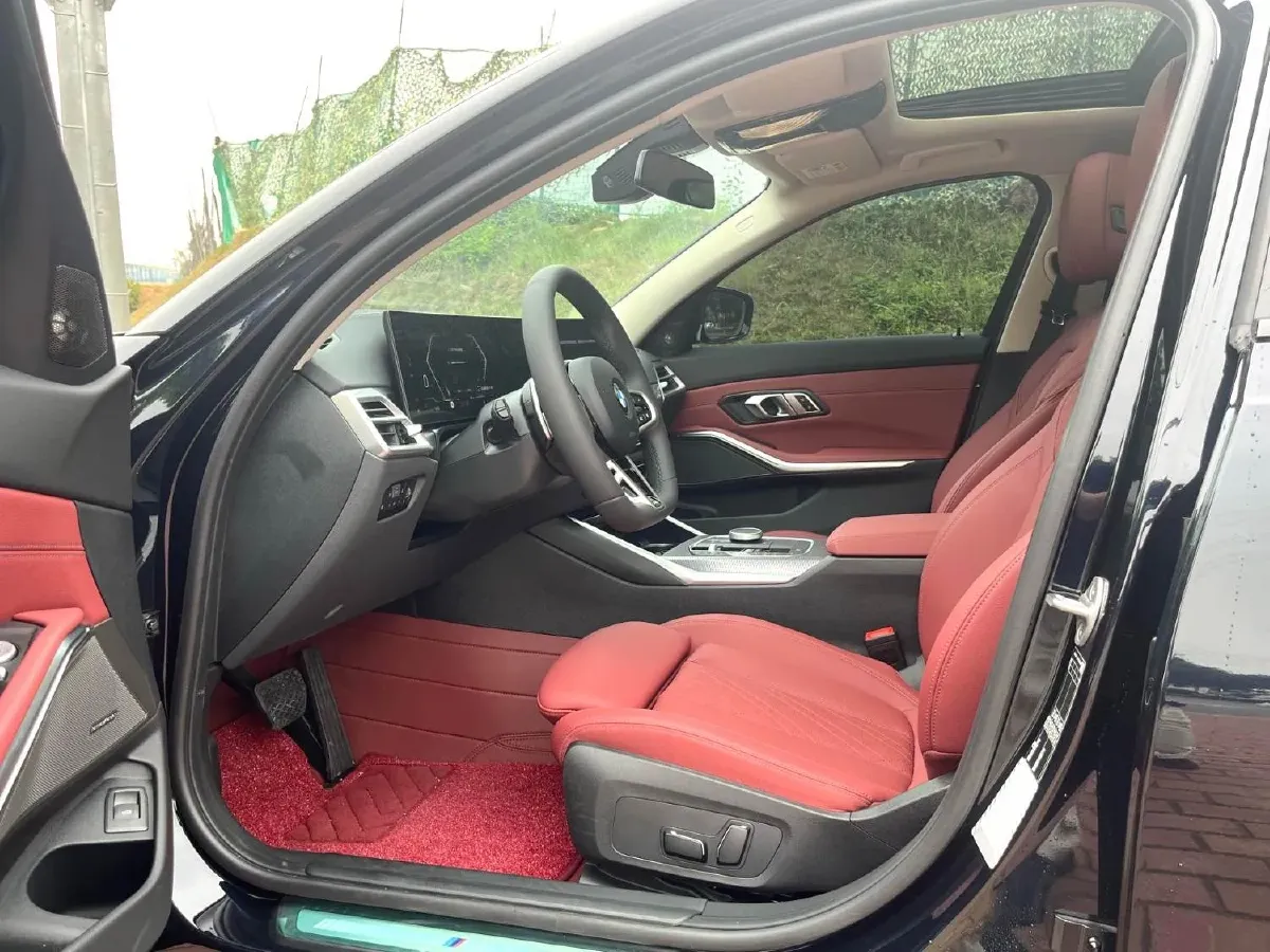 2025 BMW 3 Series 2.0T 245HP L4 8AT,autocango,china used car exporter,china ev exporter,chinese used car exporter,chinese used ev exporter
