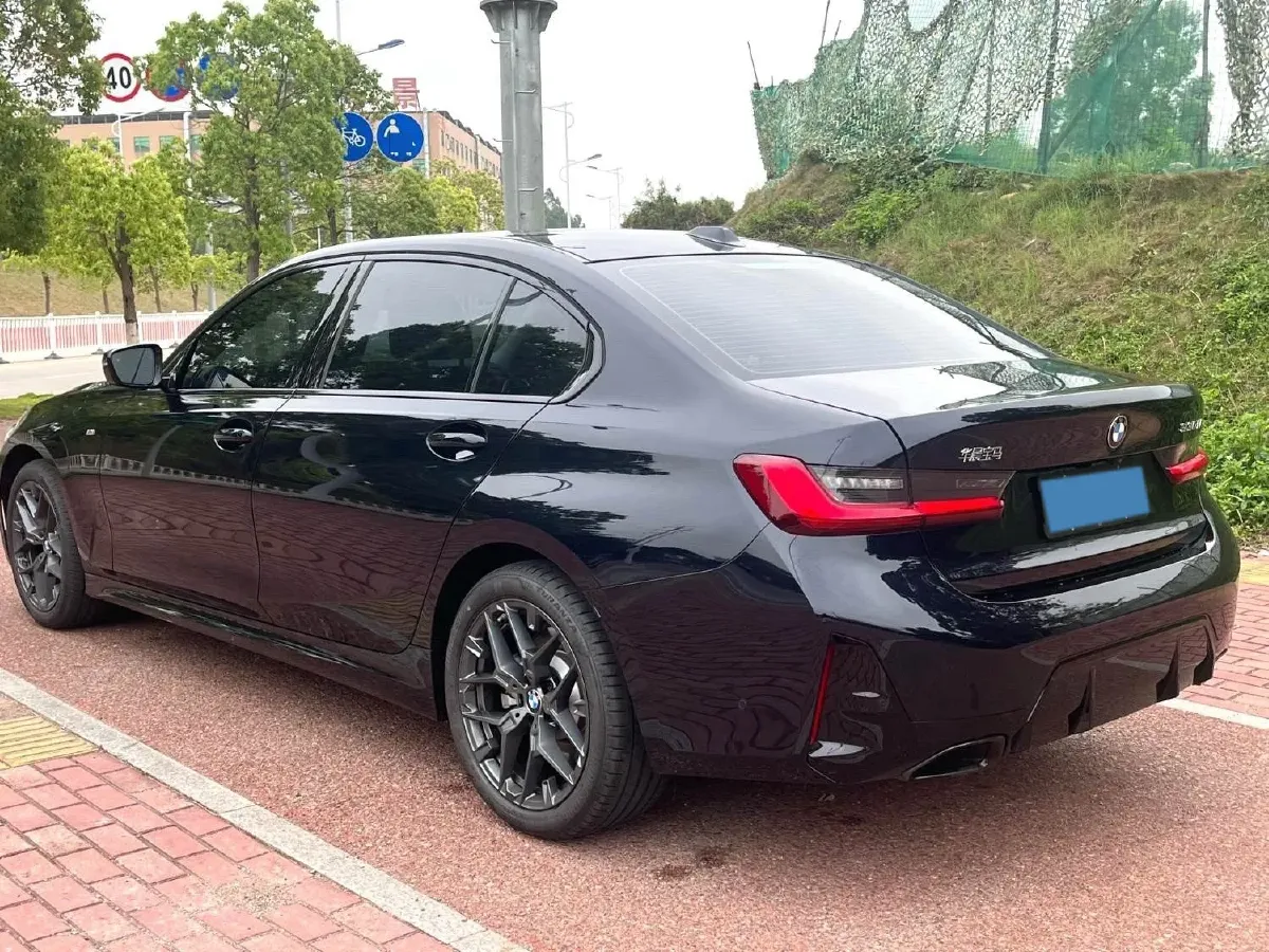 2025 BMW 3 Series 2.0T 245HP L4 8AT,autocango,china used car exporter,china ev exporter,chinese used car exporter,chinese used ev exporter