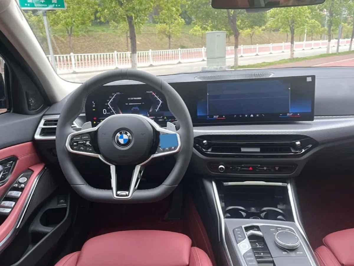 2025 BMW 3 Series 2.0T 245HP L4 8AT,autocango,china used car exporter,china ev exporter,chinese used car exporter,chinese used ev exporter