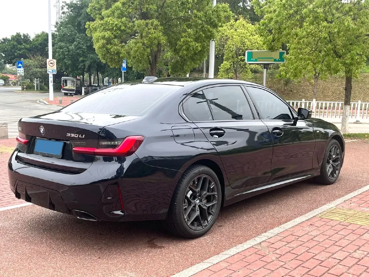 2025 BMW 3 Series 2.0T 245HP L4 8AT,autocango,china used car exporter,china ev exporter,chinese used car exporter,chinese used ev exporter