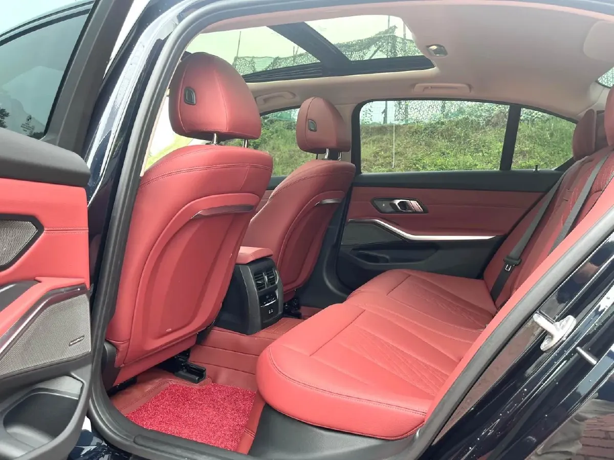 2025 BMW 3 Series 2.0T 245HP L4 8AT,autocango,china used car exporter,china ev exporter,chinese used car exporter,chinese used ev exporter