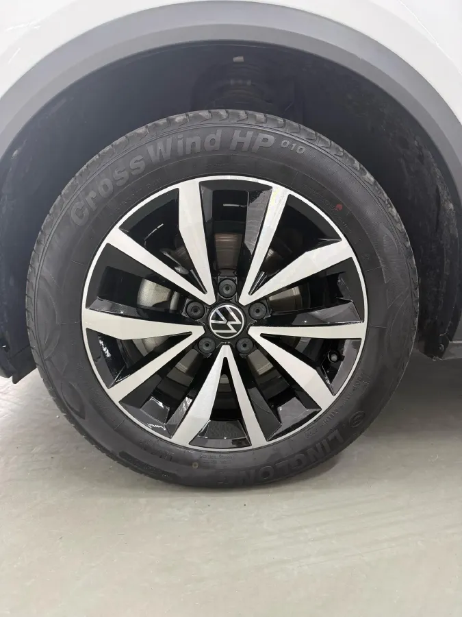 2023 Volkswagen T-Roc 1.4T 150HP L4 7DCT,autocango,china used car exporter,china ev exporter,chinese used car exporter,chinese used ev exporter