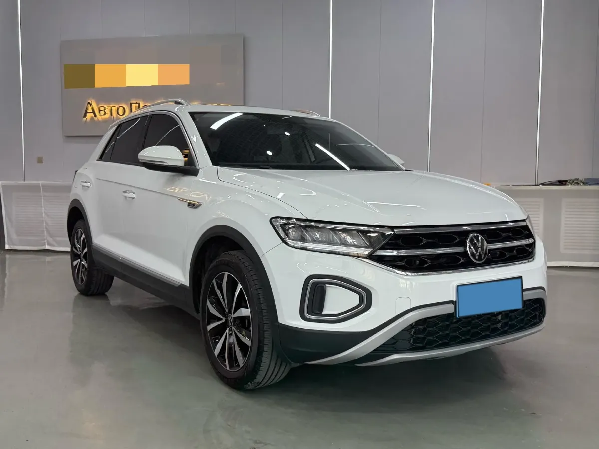 2023 Volkswagen T-Roc 1.4T 150HP L4 7DCT,autocango,china used car exporter,china ev exporter,chinese used car exporter,chinese used ev exporter