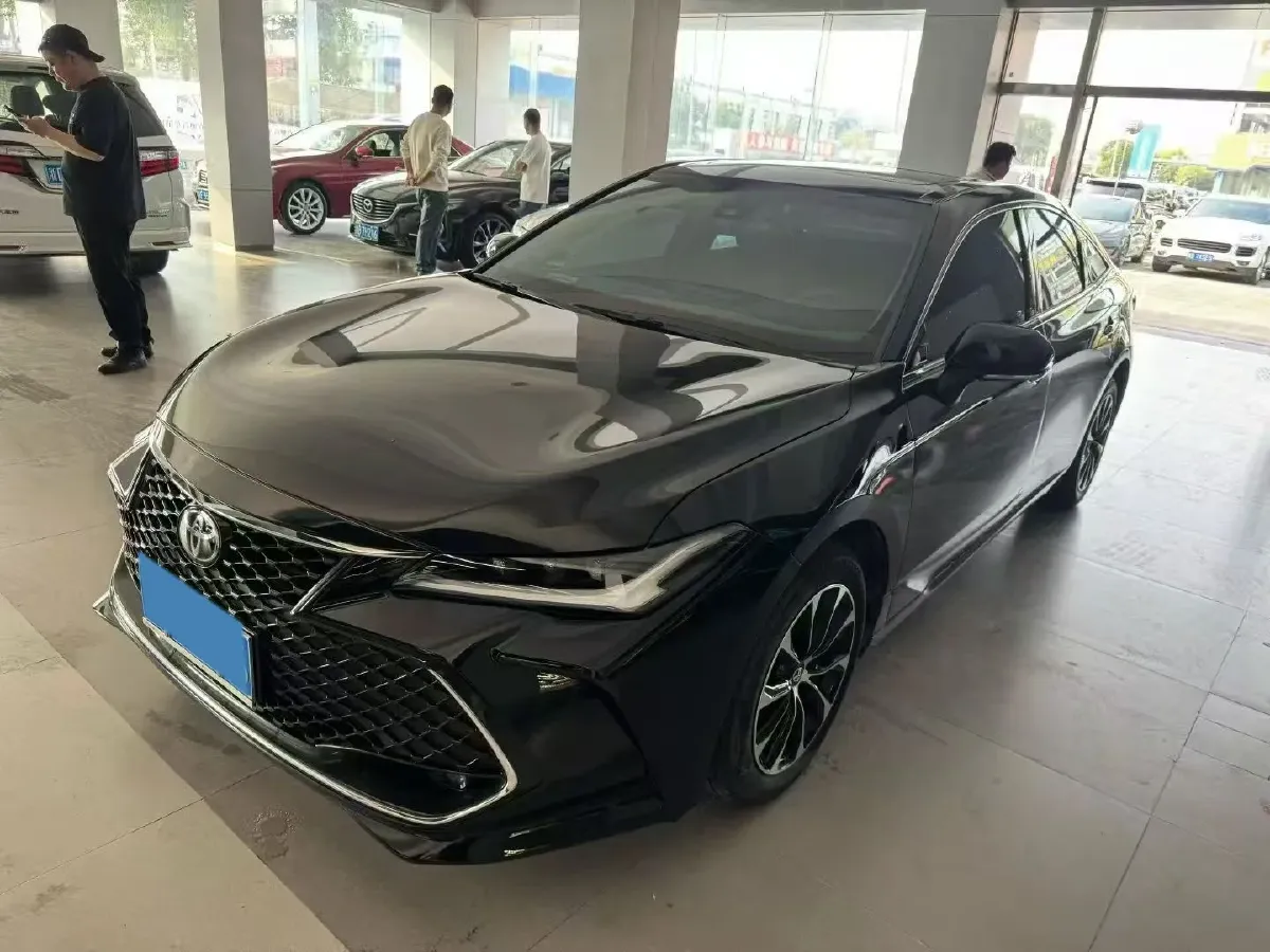 2022 Toyota Avalon 2.5L 209HP L4 8AT,autocango,china used car exporter,china ev exporter,chinese used car exporter,chinese used ev exporter