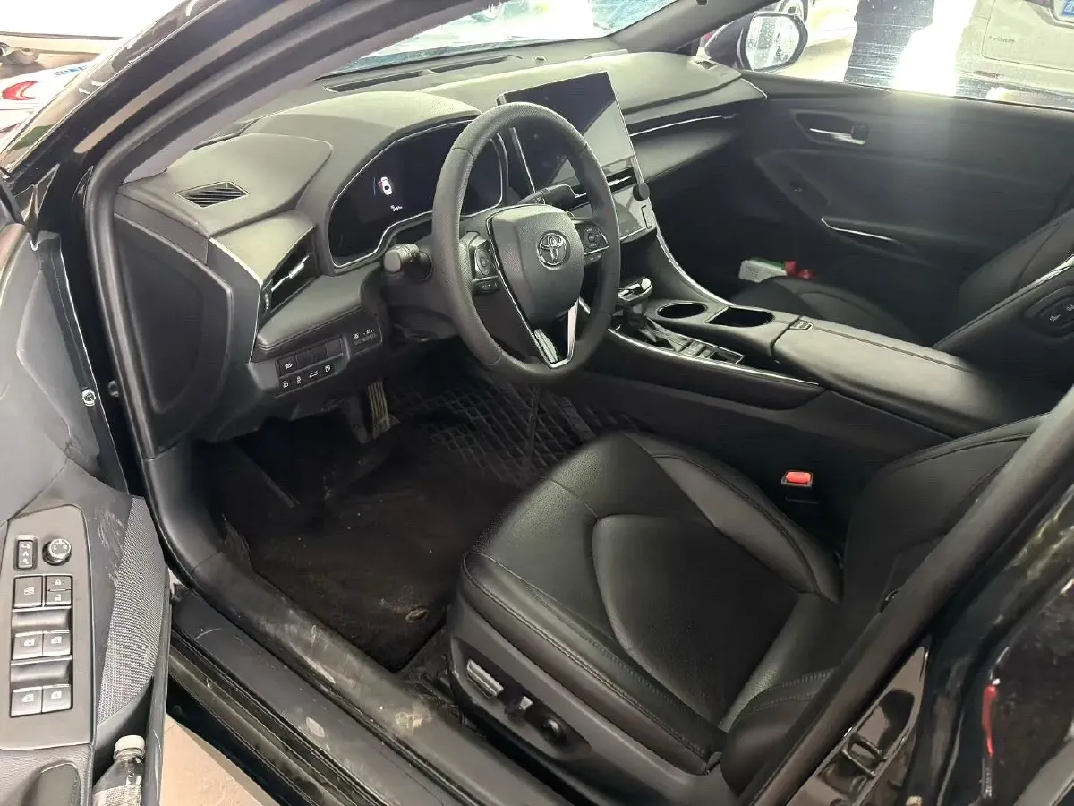 2022 Toyota Avalon 2.5L 209HP L4 8AT,autocango,china used car exporter,china ev exporter,chinese used car exporter,chinese used ev exporter