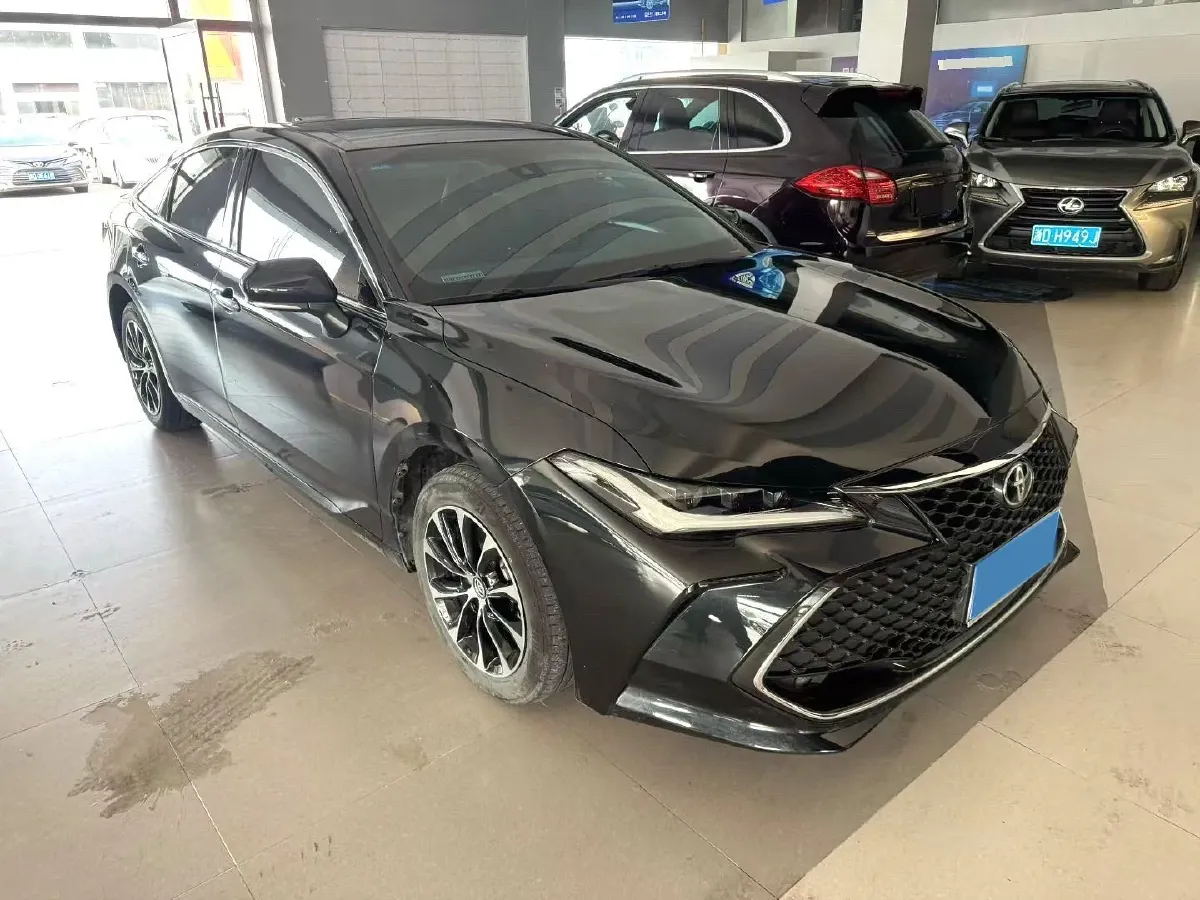 2022 Toyota Avalon 2.5L 209HP L4 8AT,autocango,china used car exporter,china ev exporter,chinese used car exporter,chinese used ev exporter