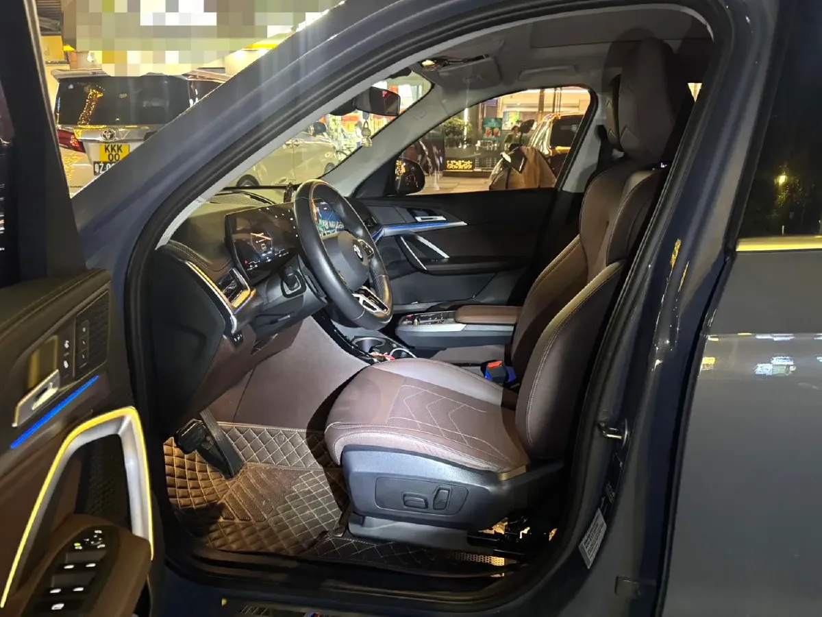 2023 BMW X1 2.0T 204HP L4 7DCT,autocango,china used car exporter,china ev exporter,chinese used car exporter,chinese used ev exporter