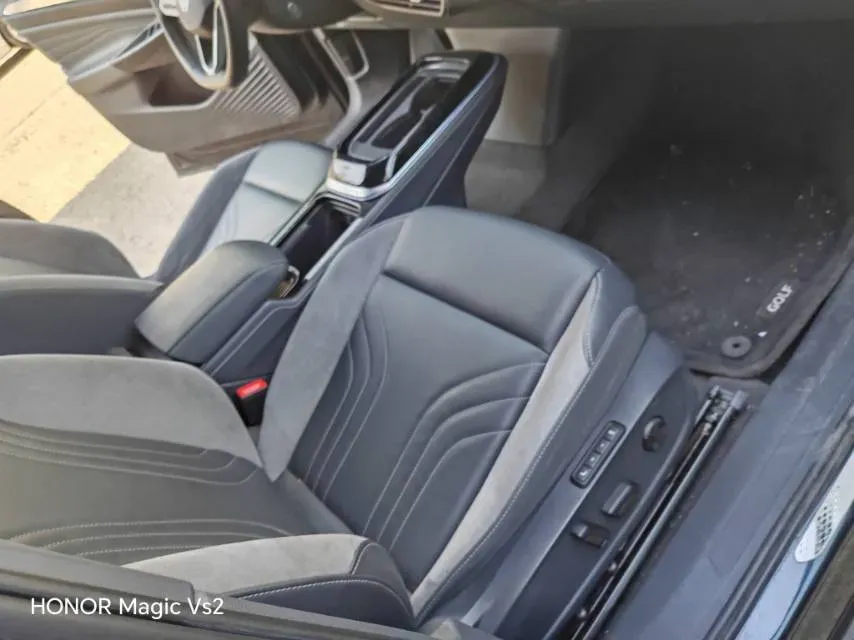 2024 Volkswagen ID.4 Crozz BEV 84.8KWH,autocango,china used car exporter,china ev exporter,chinese used car exporter,chinese used ev exporter