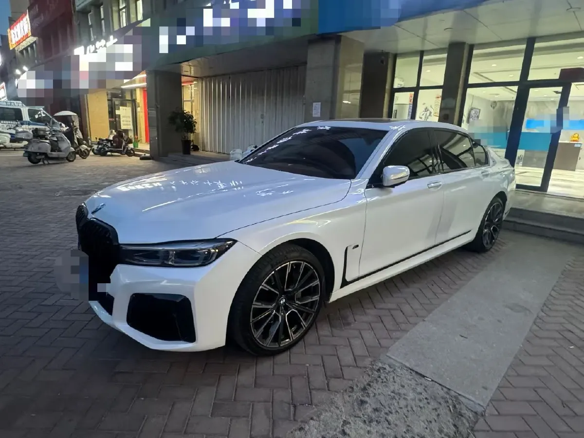 2019 BMW 7 Series 3.0T 340HP L6 8AT,autocango,china used car exporter,china ev exporter,chinese used car exporter,chinese used ev exporter