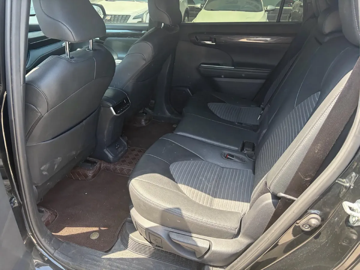 2023 Toyota Crown Kluger 2.5L 189HP L4 E-CVT Hybrid,autocango,china used car exporter,china ev exporter,chinese used car exporter,chinese used ev exporter